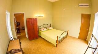 Отель Капсель-Ильгери Судак Четырехместный номер -3