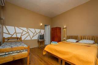 Отель Капсель-Ильгери Судак Семейный номер-3